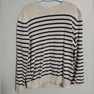 GAP Knit Sweater in Cream and Navy